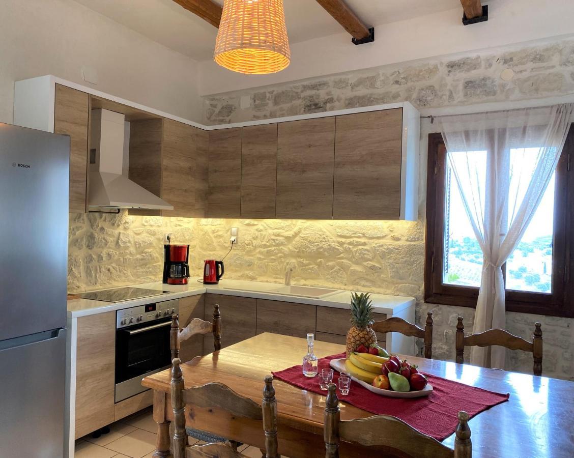 Malvazia Residence กามิลารี ภายนอก รูปภาพ